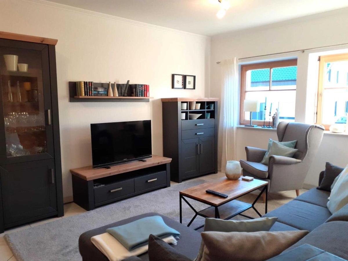 Holiday Flat With Idyllic Garden In Daun Exteriér fotografie