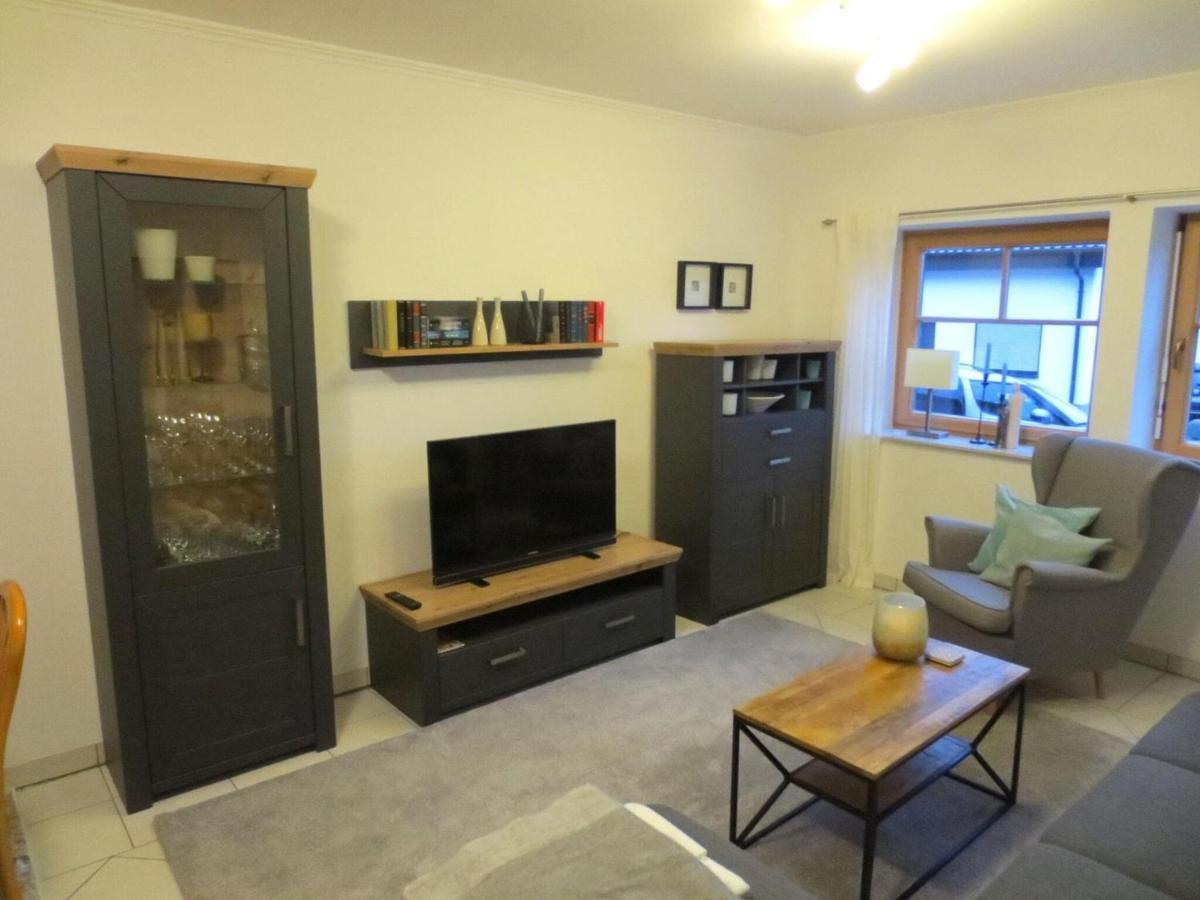 Holiday Flat With Idyllic Garden In Daun Exteriér fotografie