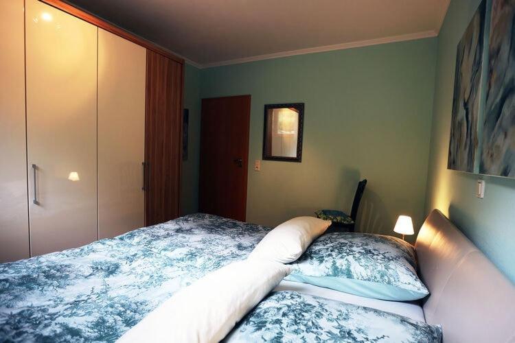 Holiday Flat With Idyllic Garden In Daun Exteriér fotografie