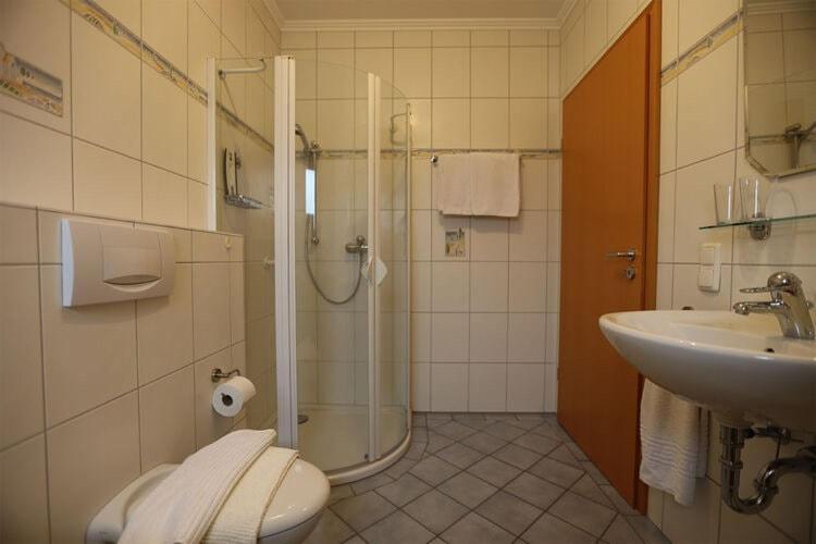 Holiday Flat With Idyllic Garden In Daun Exteriér fotografie
