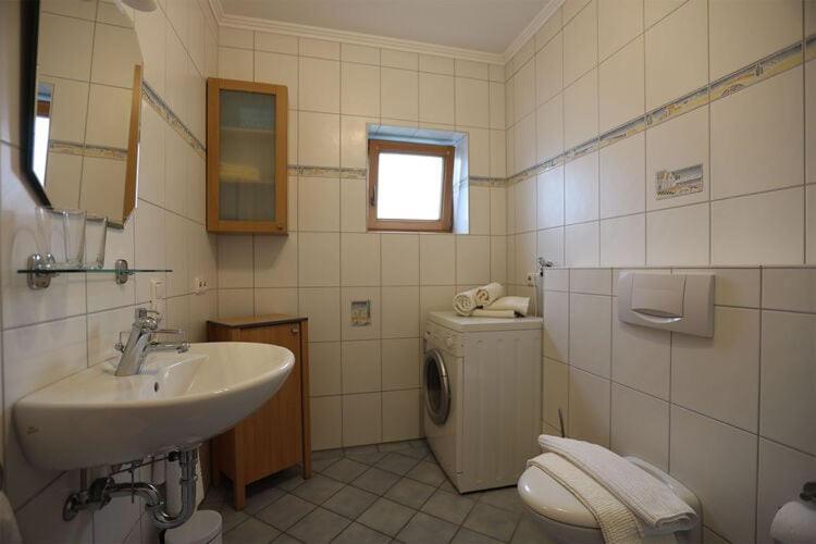 Holiday Flat With Idyllic Garden In Daun Exteriér fotografie